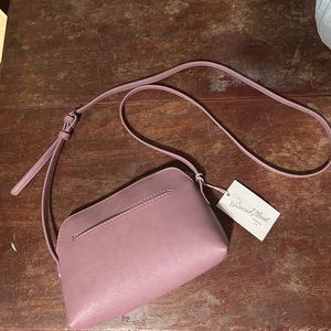 Target Universal Thread Women’s Purse NWT